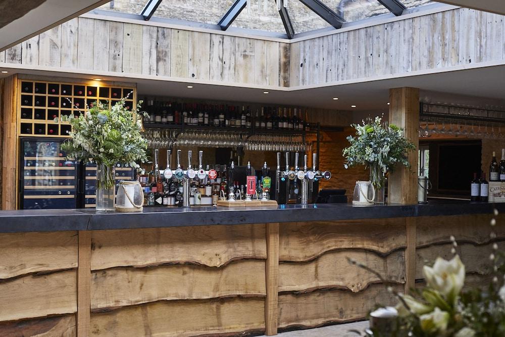 The Crown Of Crucis Country Inn And Hotel Cirencester Exterior foto
